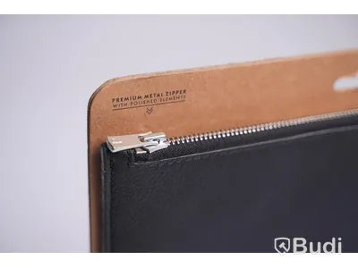 Läderfodral för MACBOOK PRO / WOOLNUT / 16-INCH